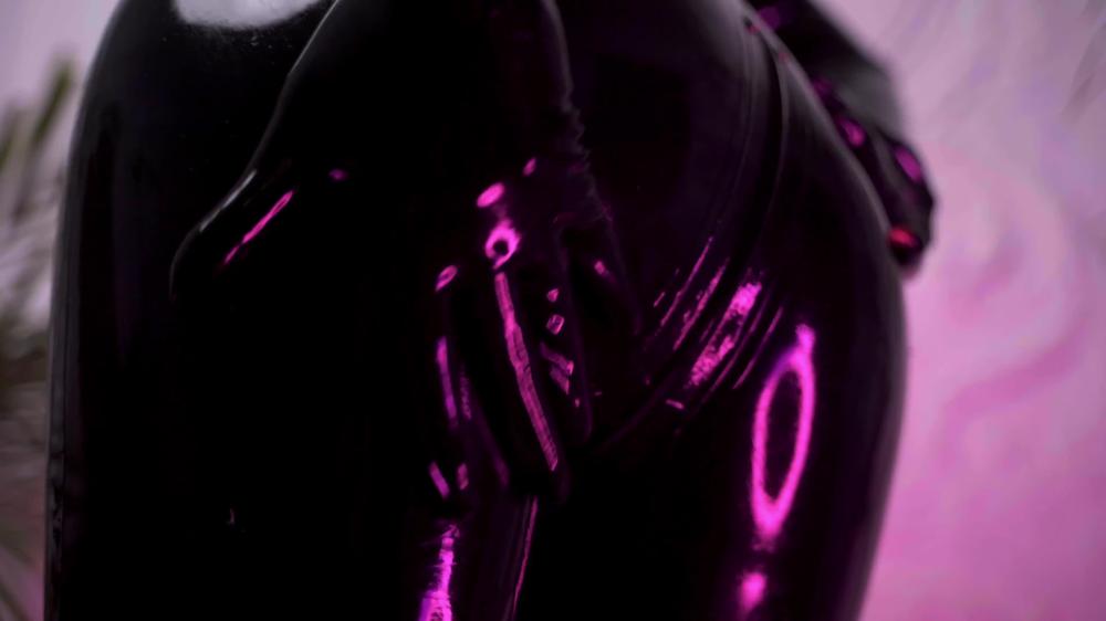 Hot Joi In Black Latex Catsuit