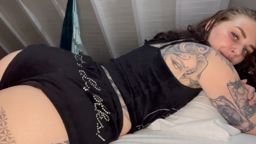 Gassy Goodnight, Femdom Fart POV