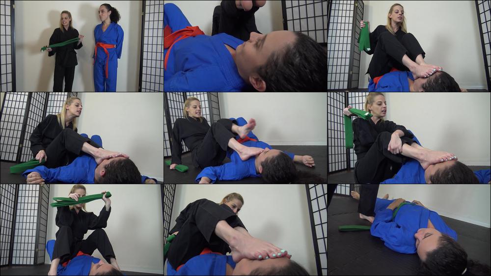 ROXANNE RAE EARNS HER GREEN KARATE BELT - April 28, 2022