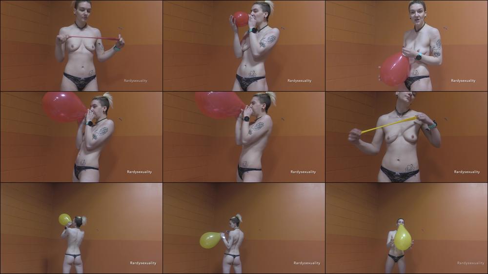 balloons in a gym