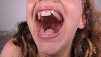 Luna's Mouth Tour (Alexis Rain)