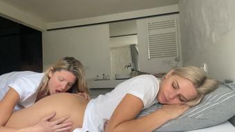 I'm licking Foxy Reid (Gina Gerson Real)