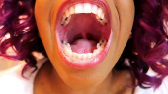 Subbiecupcake Super Close Split Tongue Show (SubbieCupcake)