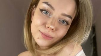 Babygirl seduces daddy - Aug 6, 2022 (MaddieSunn)