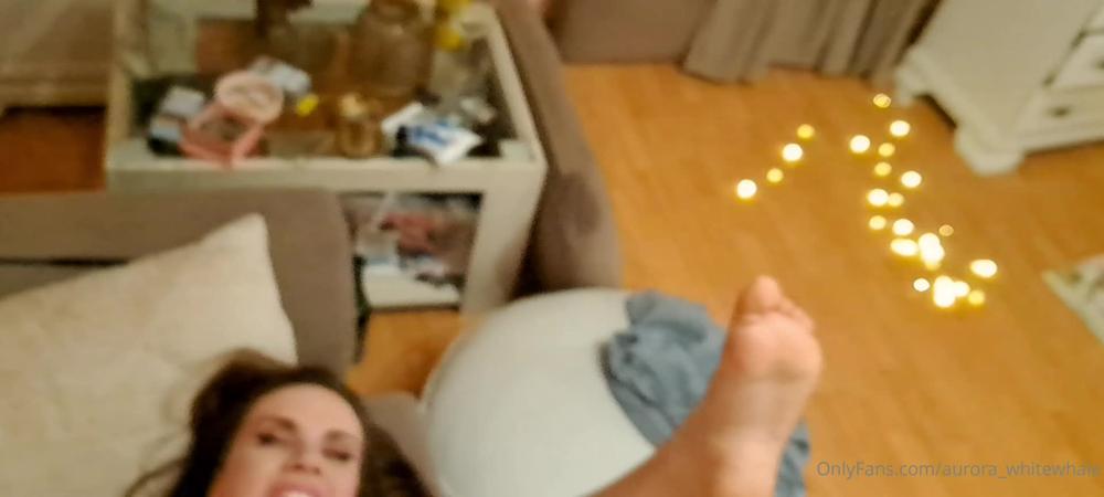 aurora whitewhale minutes of anal pleasure with but plug and