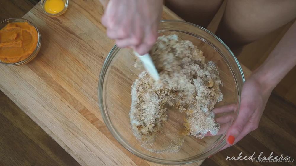 nakedbakers 22 09 2023 3024651421 here s the full naked baking episode that features kittenwithfangs