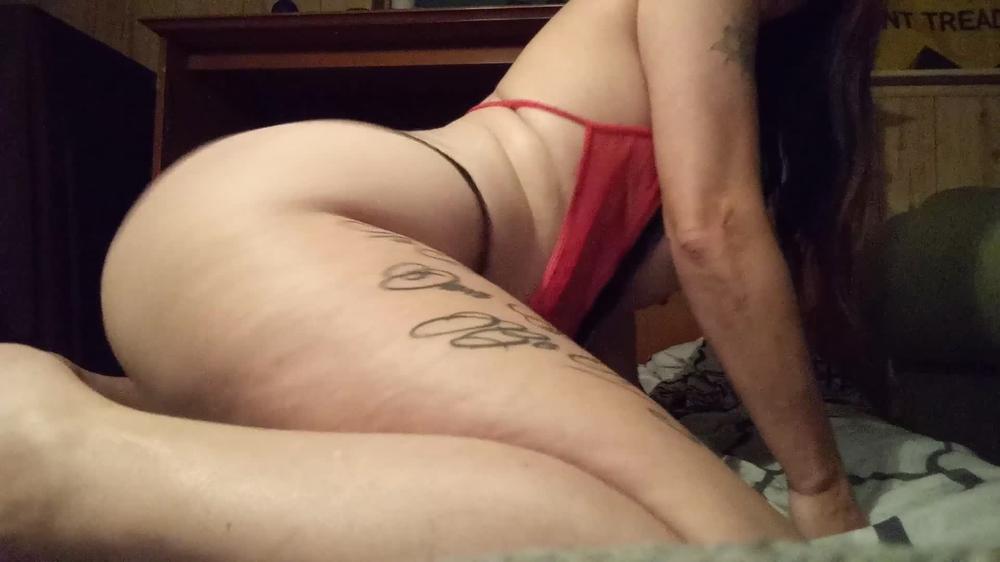 saraswirls 02 12 2019 96969902 A recent fan named Dan asked me for some twerking clips here is clip 6...he told me that h