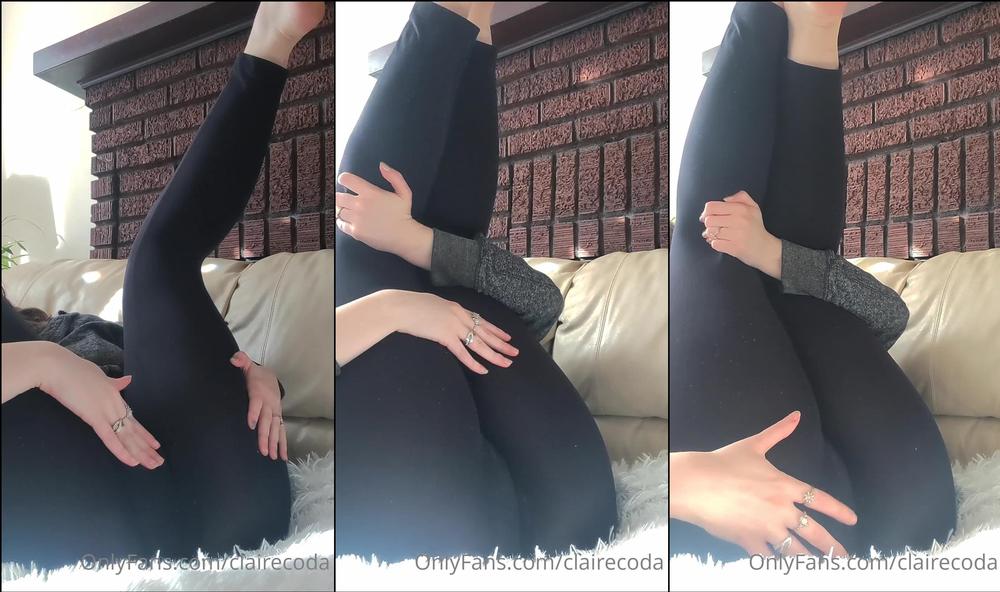 clairecoda 04 12 2021 2292749552 a little booty pussy soles show in leggings, and a storytime text â¤ï¸ after running around shoppi