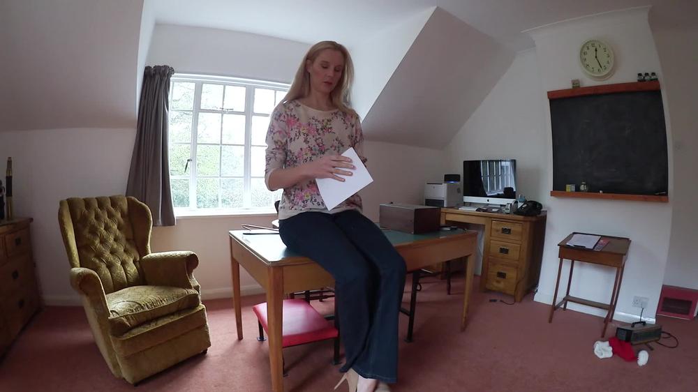 Ariel Anderssen Caned For Perving Over Her Jeans