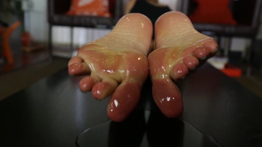 Becky's Oily Soles For Horny Poles - Nov 5, 2018