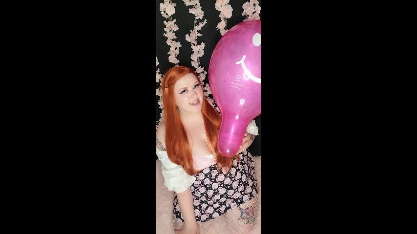 BBW Ginger Blows Pink Smile Balloon - March 07, 2022