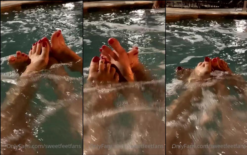 sweetfeetfans 10 06 2021 2132097742 Just getting weird in public and playing footsie with champagnesoles   P.s. sheâs on the