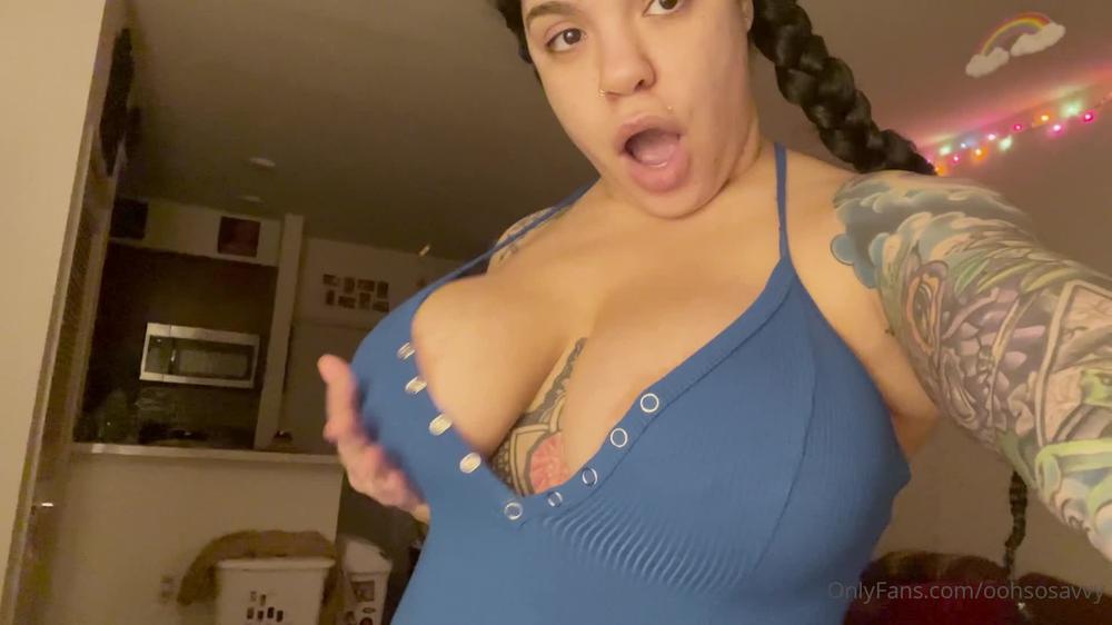 oohsosavvy 02 03 2021 2044576690 A little ASMR before bed. Gentle touch bouncing breast Nipple pinching, bush play.