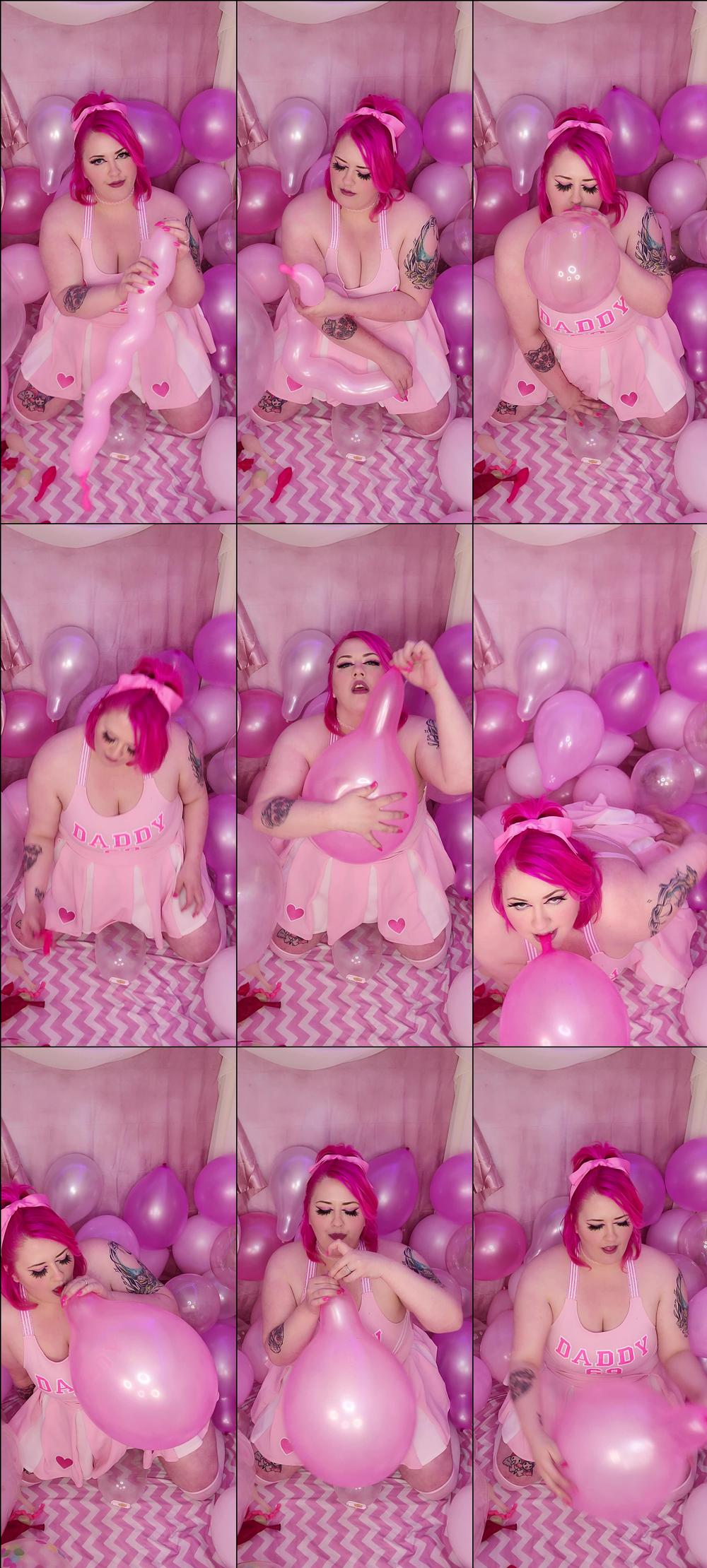 Daddy's Cheerleader blows balloons - January 16, 2022