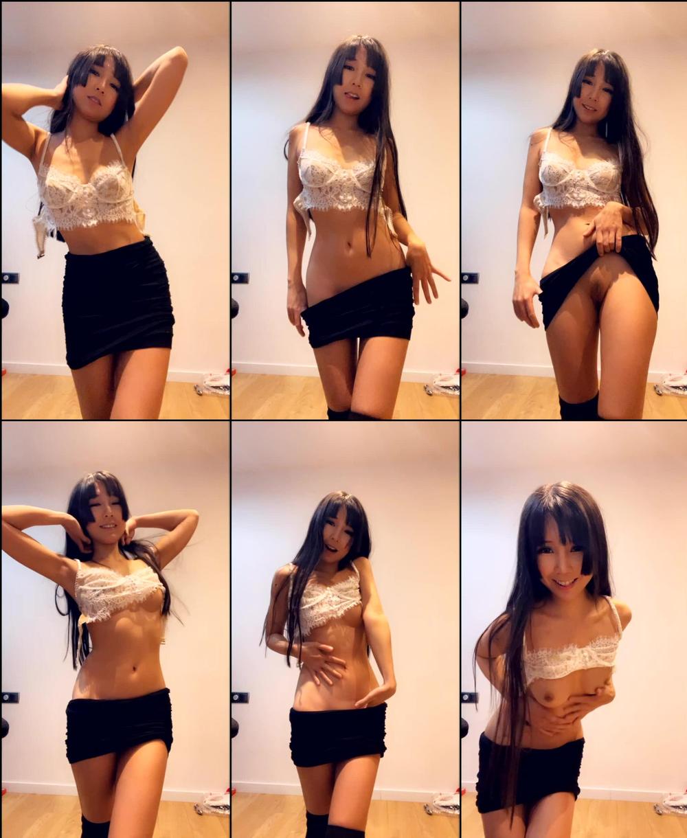 littlesubgirl 169023373 2021 07 13 Striptease for you ;)
