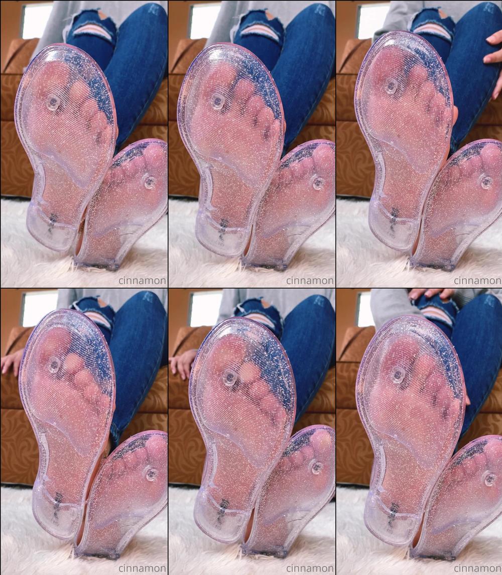cinnamonfeet2 18 04 2021 2085974561 i love to wear flops during the weekend to tease you come close kiss and lick my