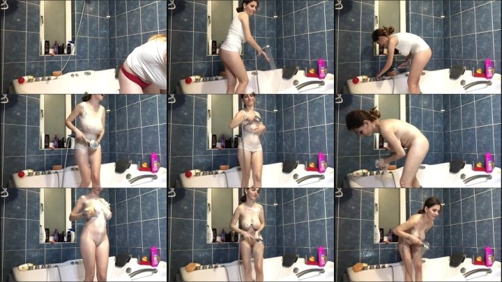 Hottalicia1 Wet T Shower