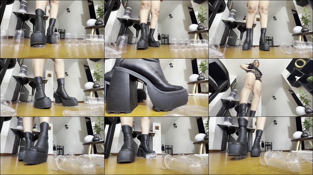 Giantess tell what she can easily do to you for being badboy - September 01, 2023