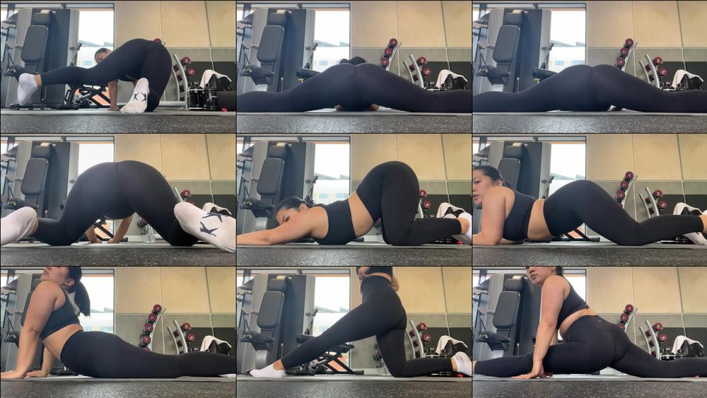 blasianflexnina 02 05 2022 2441988469 I havenât stretched my splits in ages but want to get back to them so this is a video of