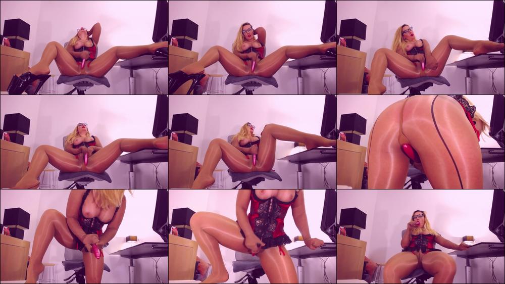 4 SQUIRTS, encased in 3 shiny pantyhose