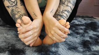sistersfeet822 25 07 2023 2954594300 we are back with new content wait for it more videos feet fetish would you like to tou (sistersfeet822)