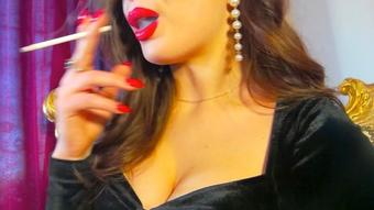 Slave for smoking lips - April 04, 2023 (MistressMilana)