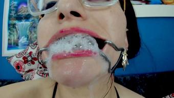 Saliva Master: The Expert in Saliva Techniques (Coconutsex)