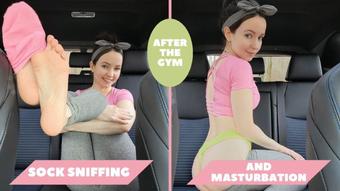 Gym Sock Sniffing and Masturbation - January 16, 2023 (thetinyfeettreat)