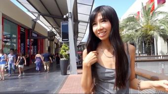 Littlesubgirl Flash In Crowded Mall Amp Squirt In Public (Littlesubgirl)