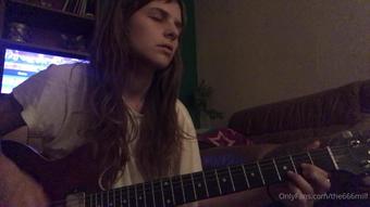 parisbush 101403627 apparently my feed is completely pg today i get a lot of questions if i m a musician and yes i amwas. i was a pretty wild musician when i was 15 18 years old and traveled the count (parisbush)