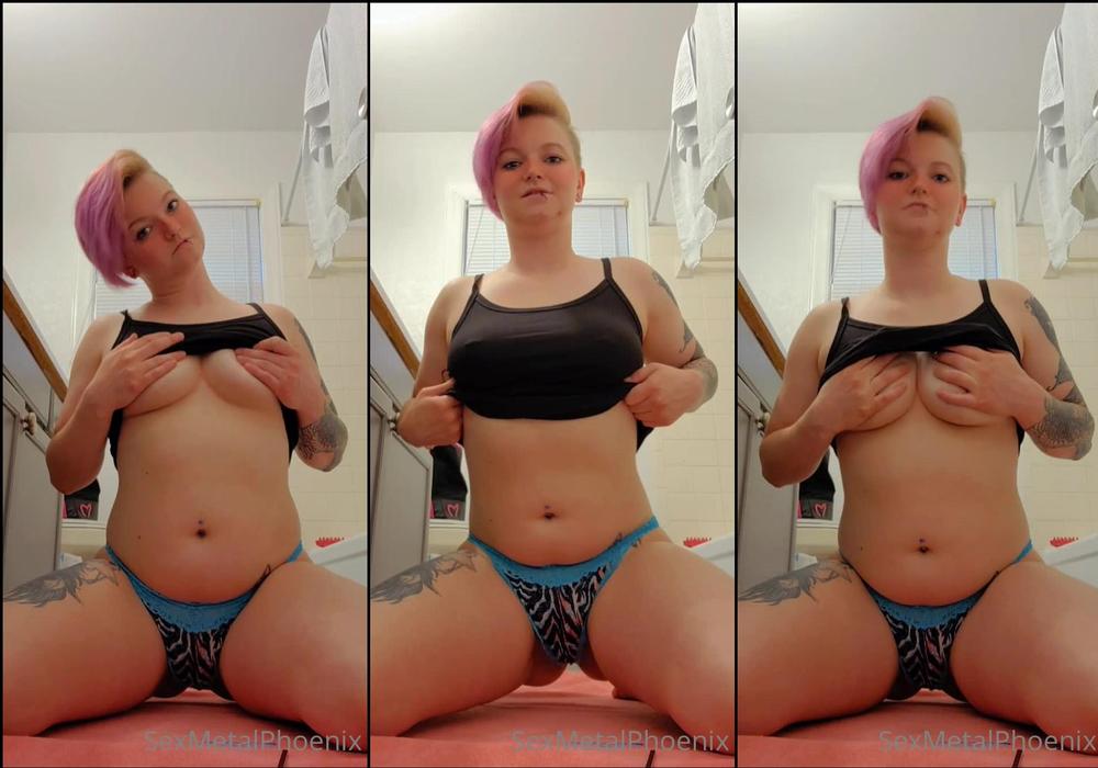sexmetalphoenix_xxx 29 10 2021 2260350945 Heres a clip for you  Tip and I'll give you a good flash â¤
