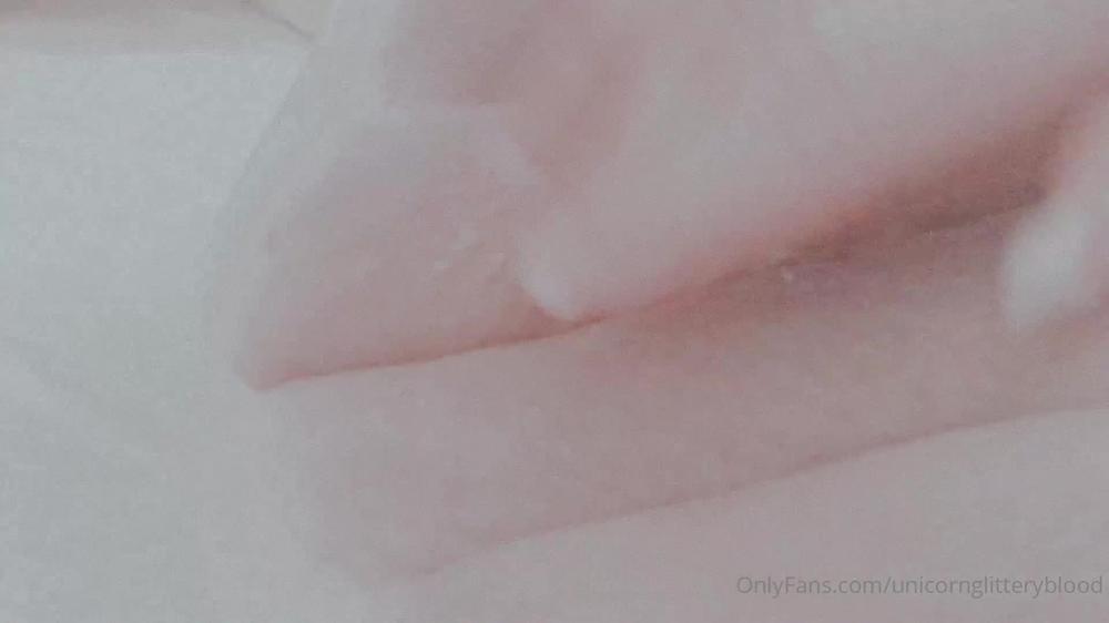 unicornglitteryblood 312540271 i can t stop touching my phat pussy please help