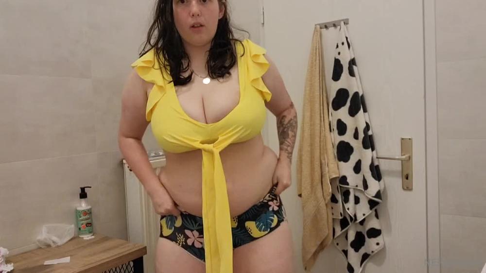 nerdynami 1233465414 do you like jois how about a joi while i am in a bikini hehe