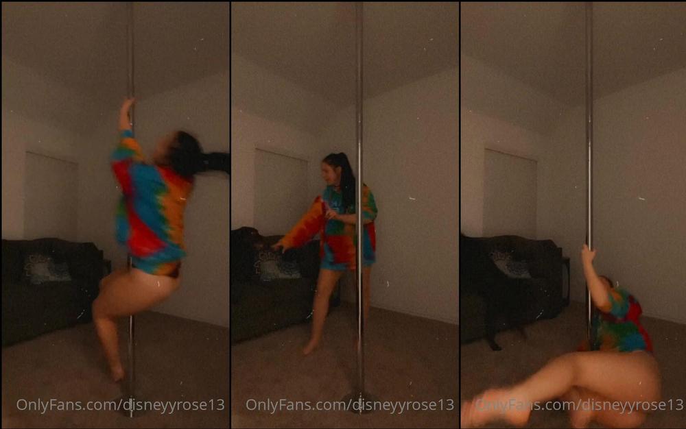 disneyyrose13 04 04 2022 2414303769 Would you rather spend one hour with me and we can fuck, or a wholeee week with me but we