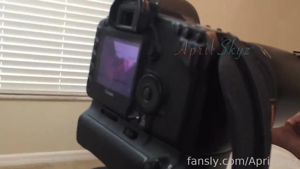 AprilSkyz 03 10 2022 433327349929357312 One of my favorite clips with the hung, dark and sexy @thefirstclassjd. Hubby @WillCuck wa