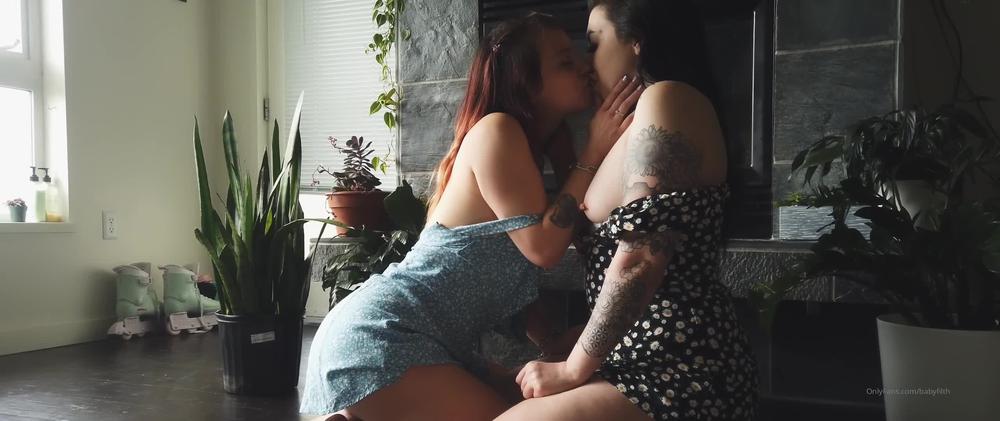 babyfilth 152342643 lesbian sex tape here s the teaser of svnflowerqueen and i from our date last week if you want the full video tip 15 and vote for what you want us to film this week