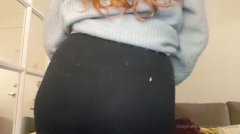 friendlysloot 17 02 2021 2034336852 Top of the evening to you here's my booty hole