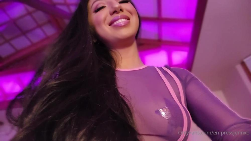 empressjennxo 18 04 2021 2086177739 Skipped Thirsty Thursday, but I'll give you A Slurp it Up Saturday