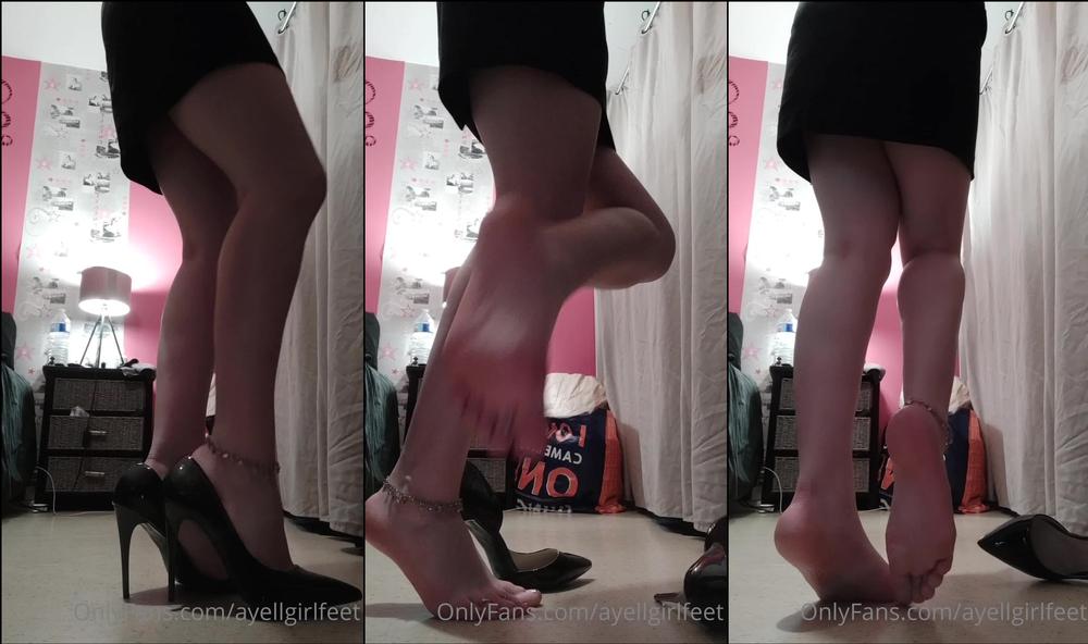 ayellgirlfeet 06 02 2021 2025819533 Hello qui voudrait se faire piétiner par mes talons Hello, who wants to be tra
