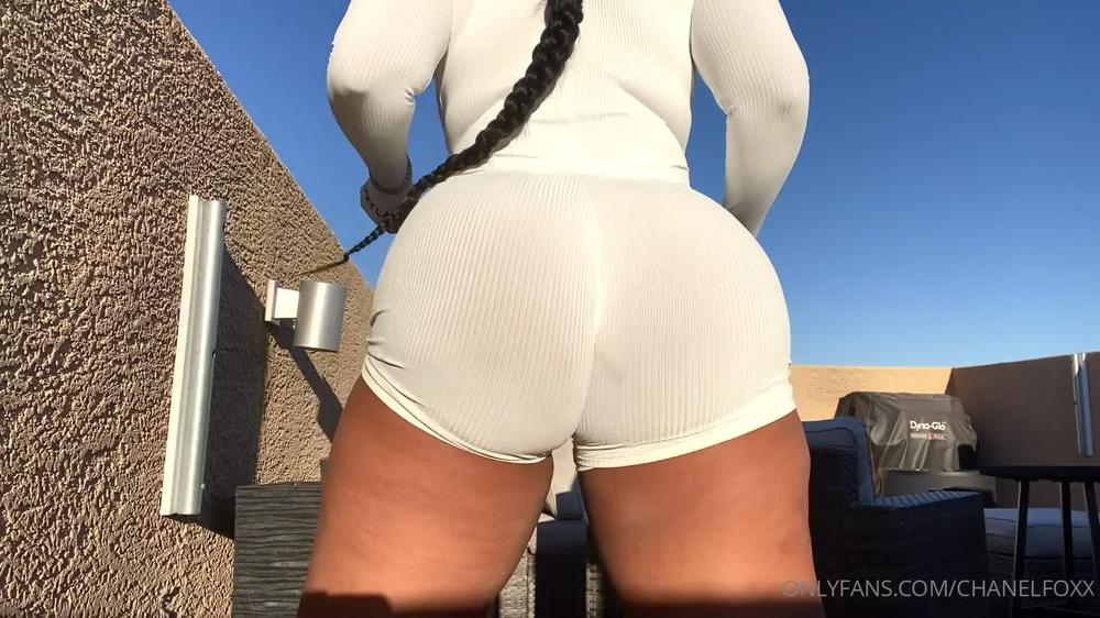 chanelfoxx 03 04 2021 2072513209 I put the Coco in Chanel P Twerk pussy poppin thick pussy lips