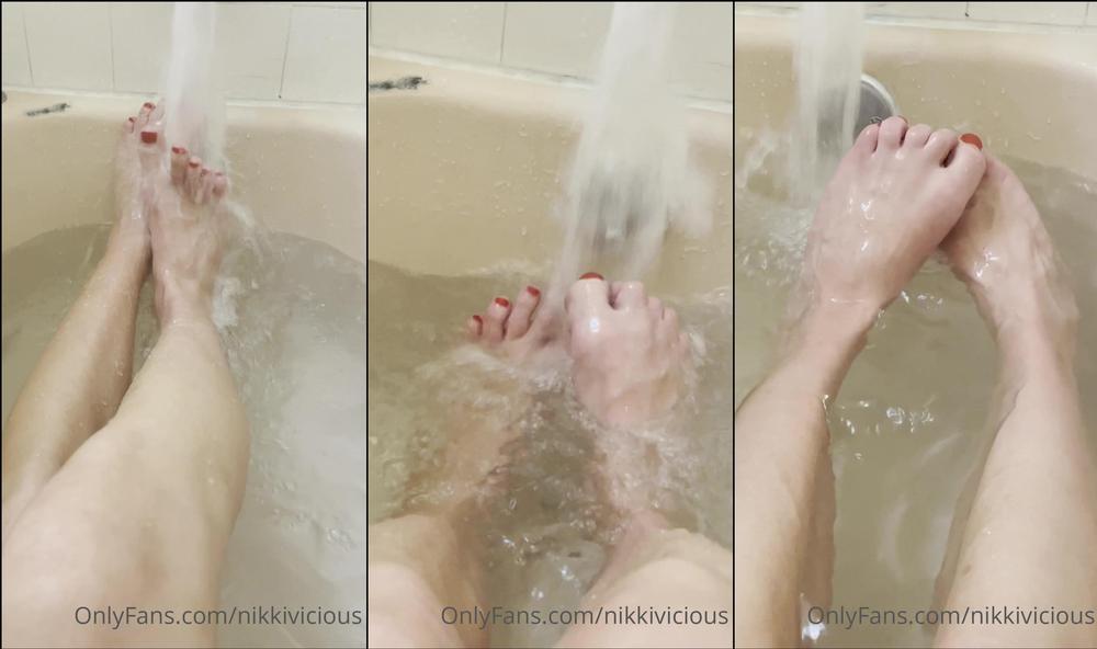 nikkivicious 10 12 2020 1420005271 FEET VIDEO (fan request) Since you feet guys always want to see my feet, i filmed this in