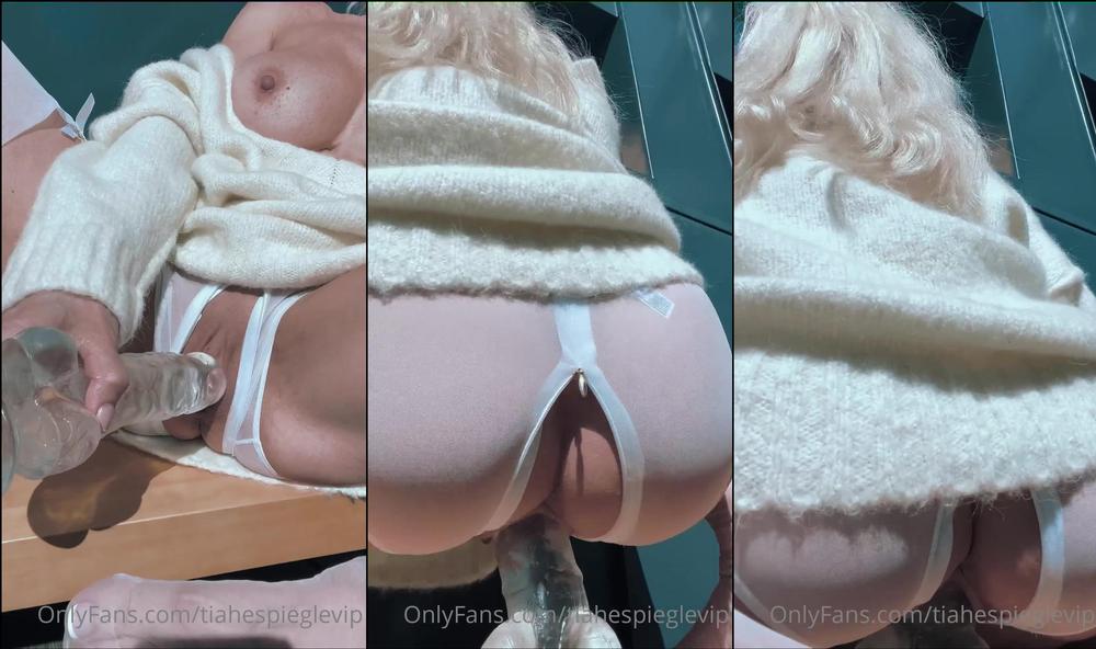 tiahespieglevip 01 08 2022 2538453829 here s my first new free video for august. featuring super light