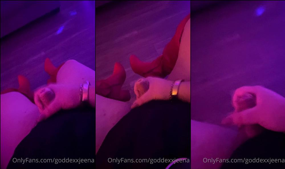 goddexxjeena 12 02 2022 2361240184 Hey lovelies Iâm back  I havenât had connection since the move but just got that situa