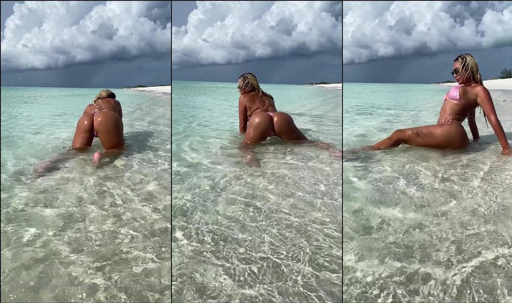 rosemaryjanexo 03 10 2020 1011638546 slow motion in the ocean for ya