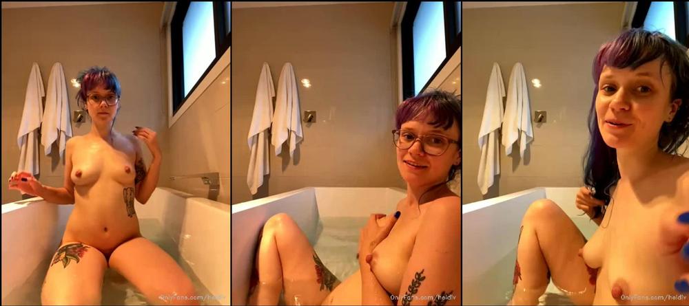 heidiv 115247881 stream started at 02272021 0838 am shows every 30 tip amp have fun with me in the bath please ask lots of questions xoxoxo
