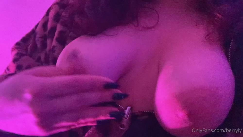 berryly 22 01 2021 2014724544 just a tiddie appreciation post