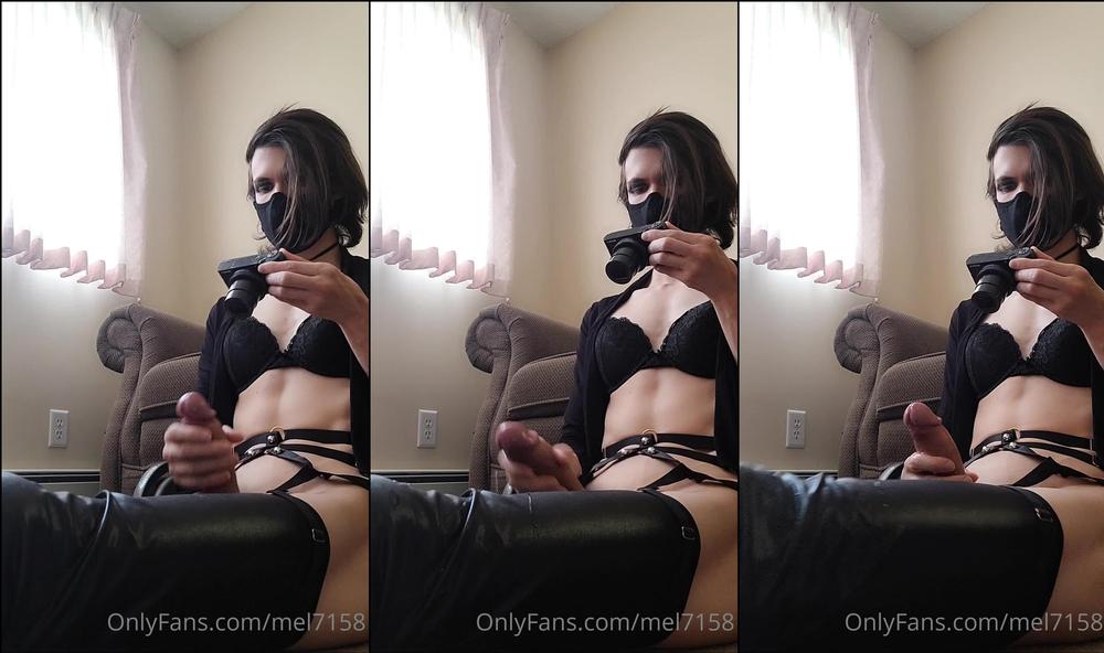 mel7158 03 08 2021 2181643778 The other angle of that last one 