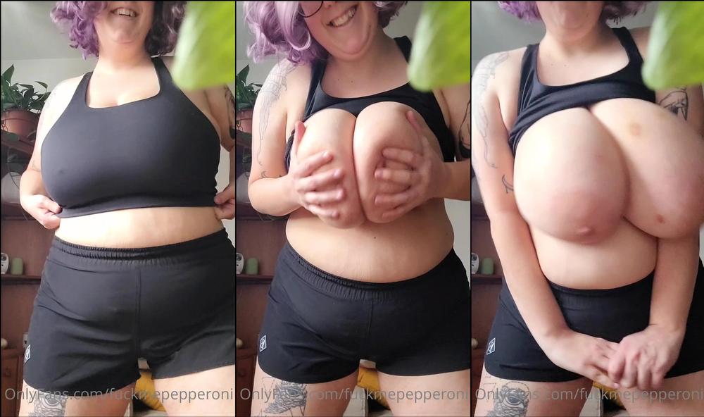 fuckmepepperoni 17 02 2022 2366794412 My sport bra has the biggest impossible mission, to hold my huuuuge tits in it