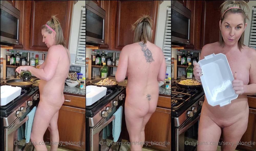 sexy_blondie 11 12 2021 2297415752 Cooked a healthy dinner  Want to join  Should I start a naked cooking show