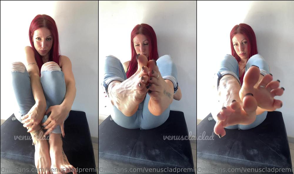 venuscladpremium 19 01 2023 2748501911 Look at me and be mesmerized by my feet Guardami e fatti ipnotizzare dai miei piedi